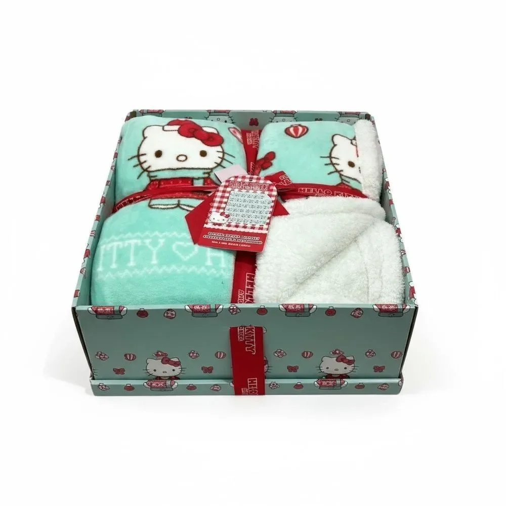 NIB Hello Kitty Christmas Holiday 2025 Full/Queen Mint Sherpa Blanket 90”x90”